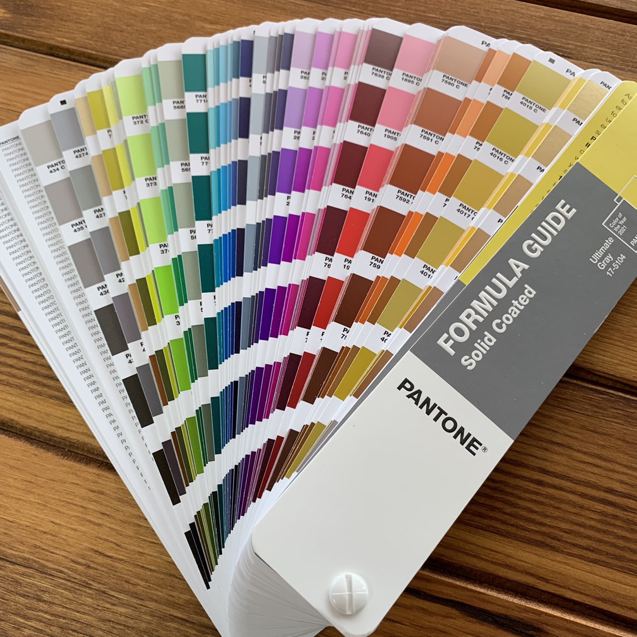 PANTONE 色見本帳