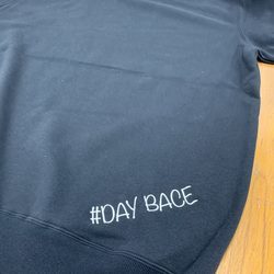 「DAY BACE」ブランドスウェットサムネイル